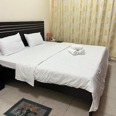 Master Room Attached Bathroom Ντουμπάι Εξωτερικό φωτογραφία